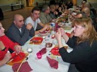 Les participants à la soirée beaujolais de Claix Naturellement